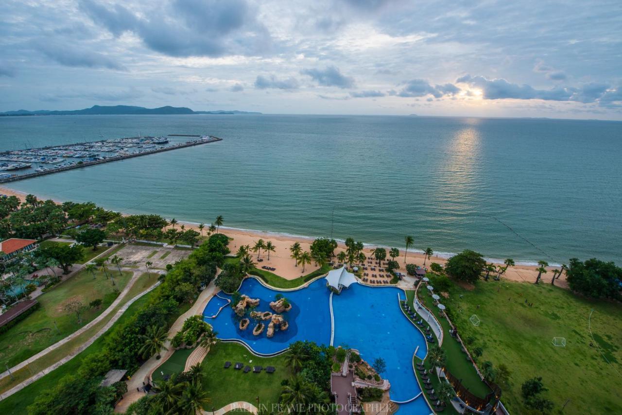 Movenpick Residences Pattaya With Ocean View Apartamento