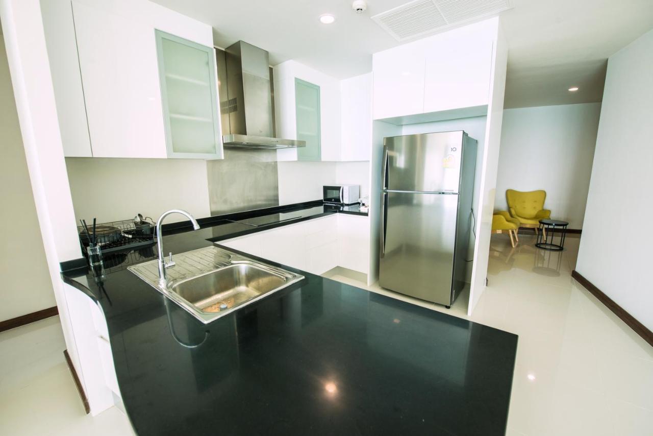 Movenpick Residences Pattaya With Ocean View