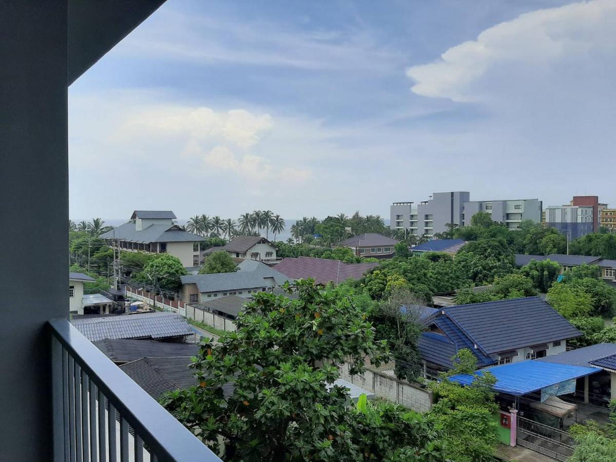 Apartment Execlusive Seaview 1 Bedroom With Toproof Pool At The Patio Bang Saen