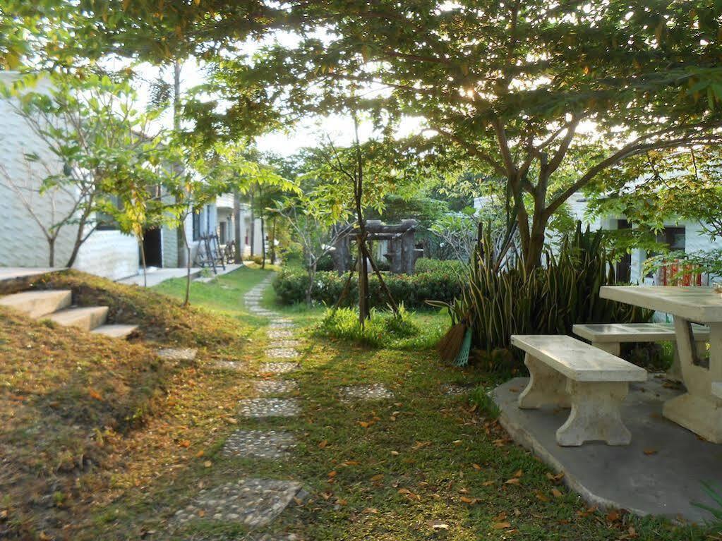 Resort Baan Aunrak 2*