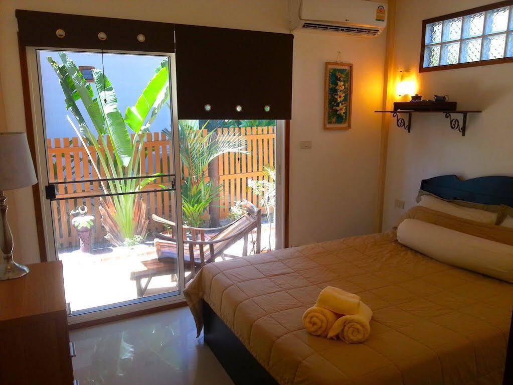 Ayutthaya At Kantiang Bay Villa