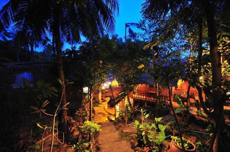 Chunut House Hostel *