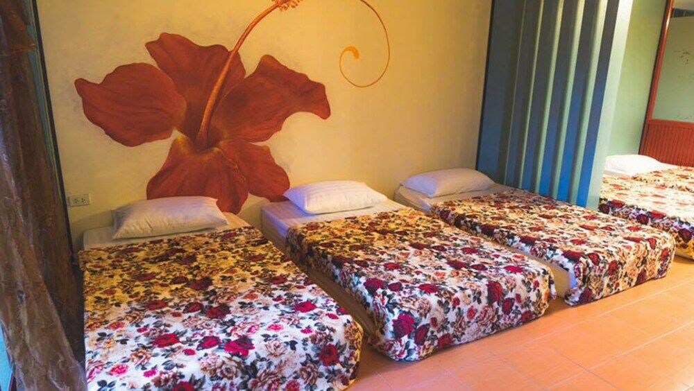 Hostel Bee Sleep Koh Chang *