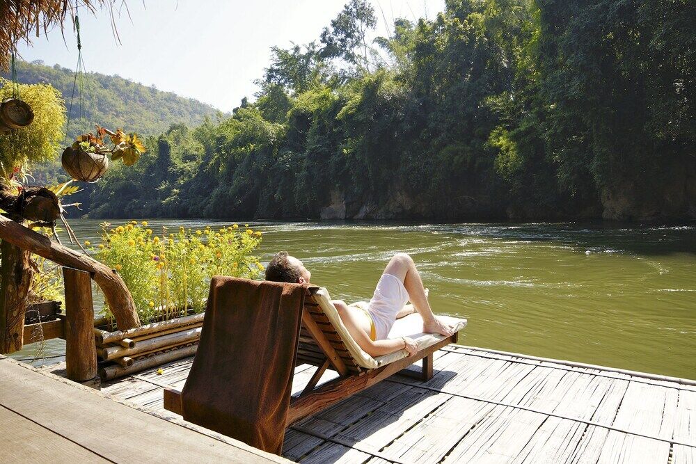 Hotel River Kwai Jungle Rafts 4*