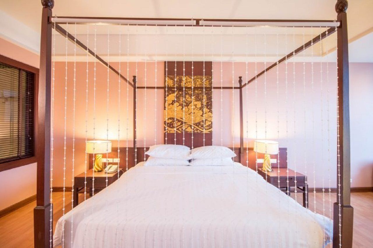 Resort Grand Pacific Sovereign &