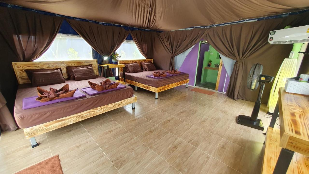 Resort Moonshine 2*