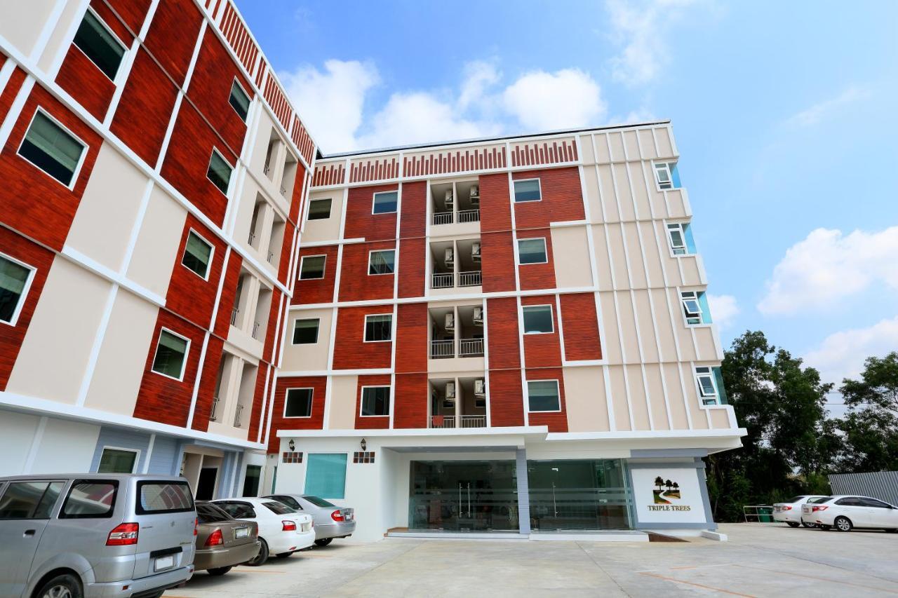 Tripletreesvillage