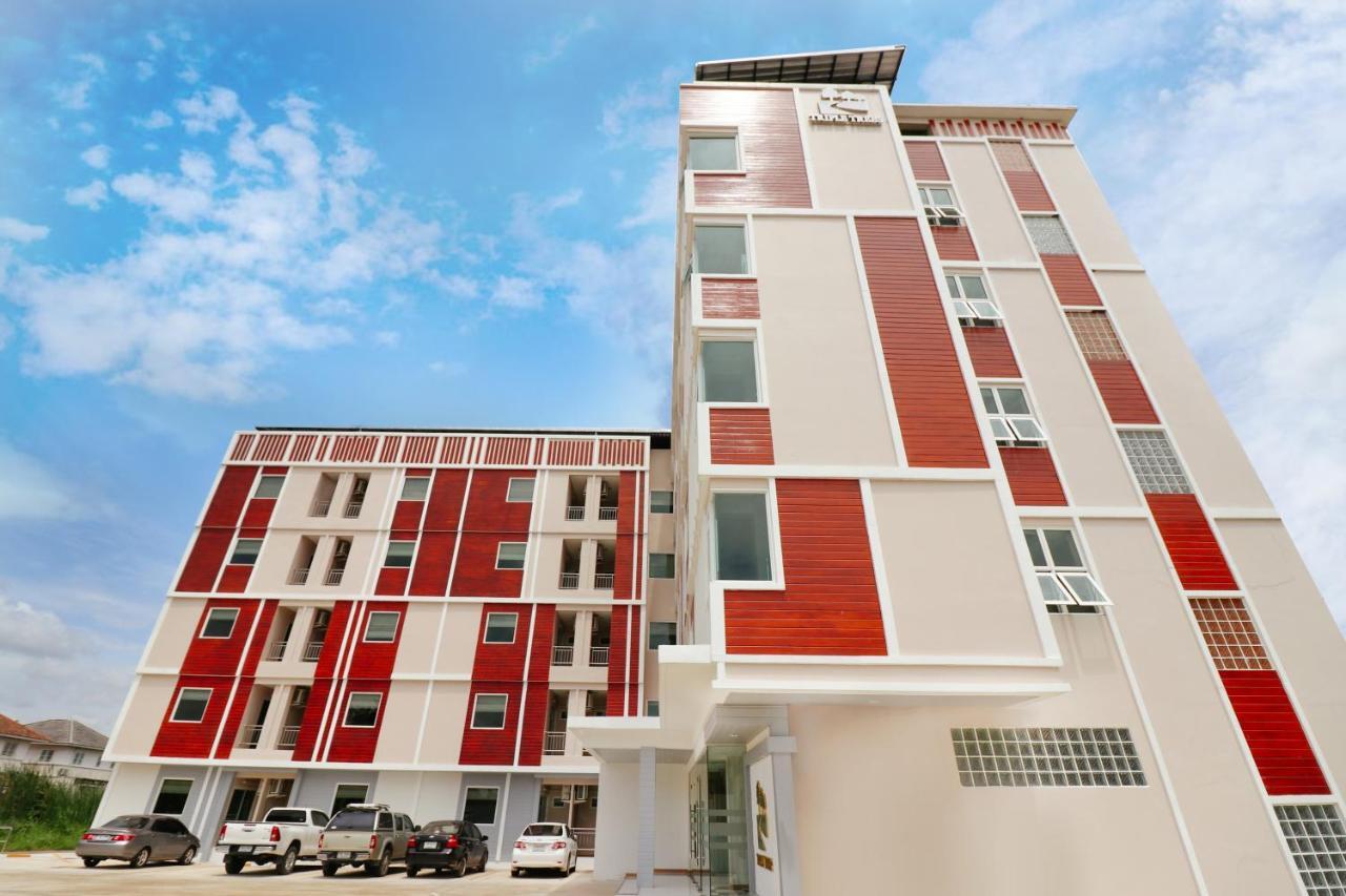 Tripletreesvillage 3*