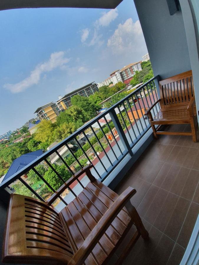 Execlusive Seaview 1 Bedroom With Toproof Pool At The Patio * Bang Saen