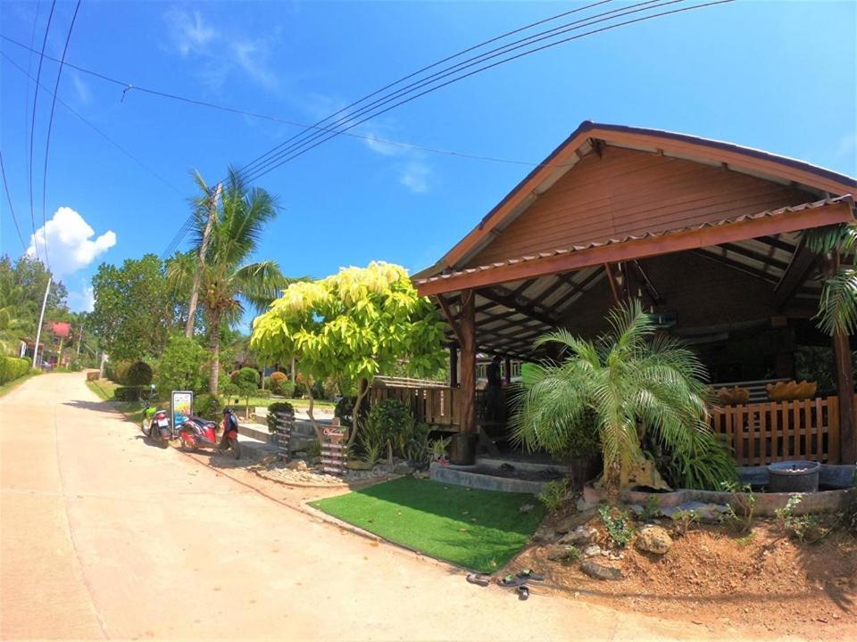 Veranda Lanta Resort 2*