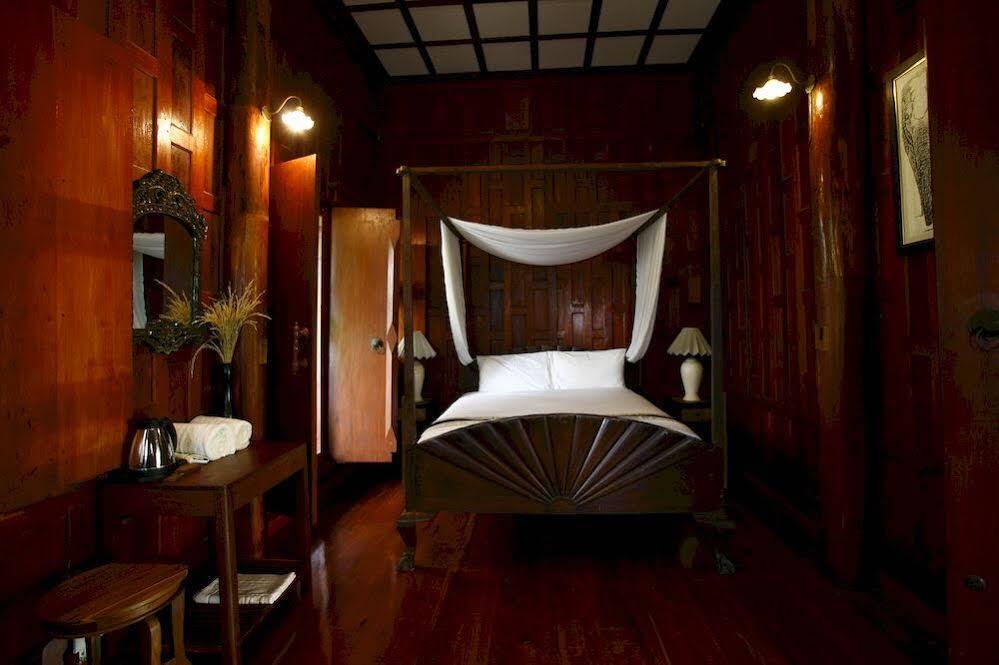 Retreat Resort