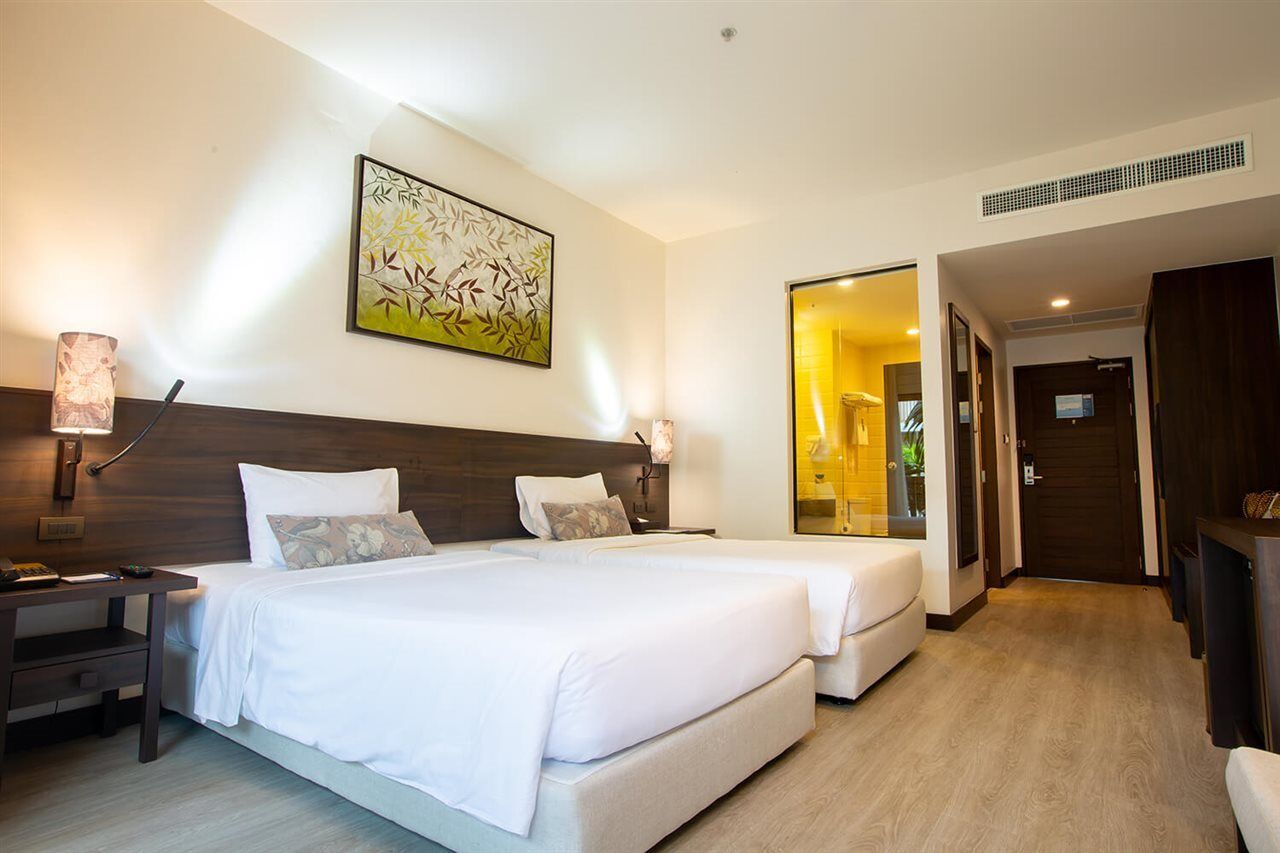 Deevana Plaza Krabi Aonang Hotel 4*
