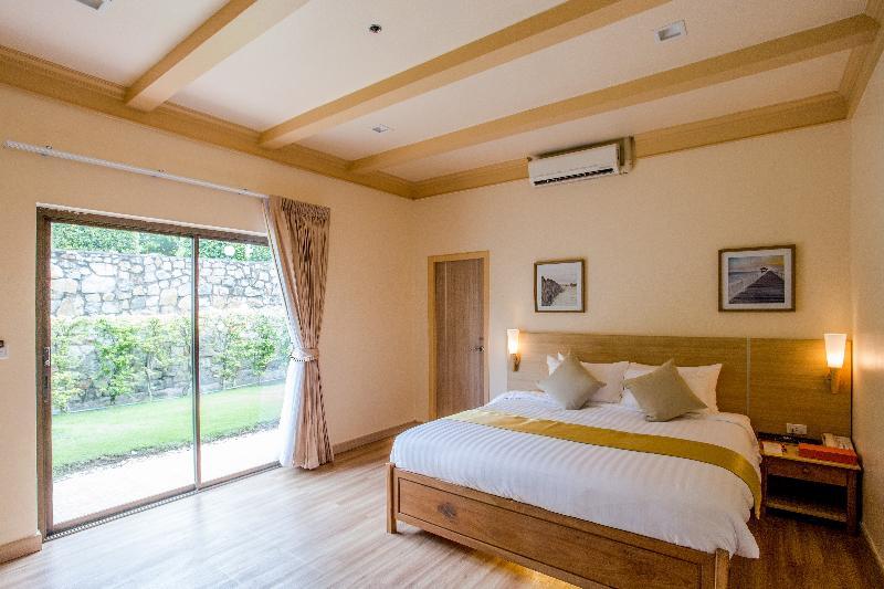 Pm Mabprachan Resort