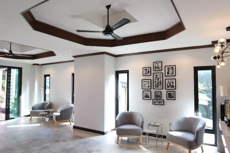 Hotel The Moon Night Ao Nang Krabi