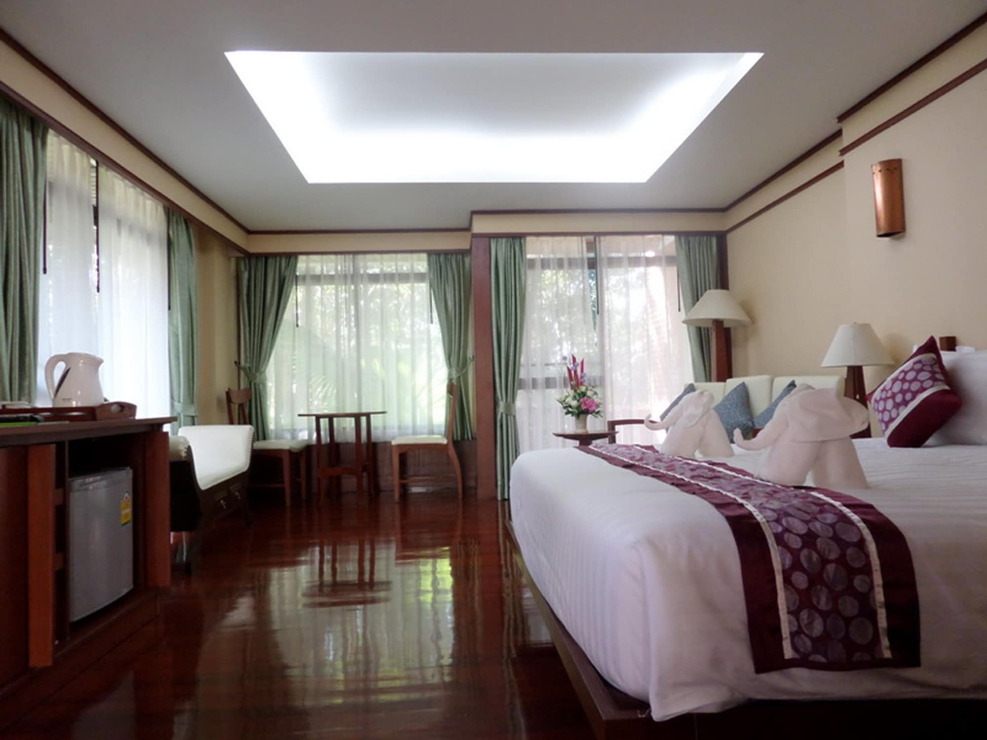 Sappraiwan Elephant & Sanctuary 3*