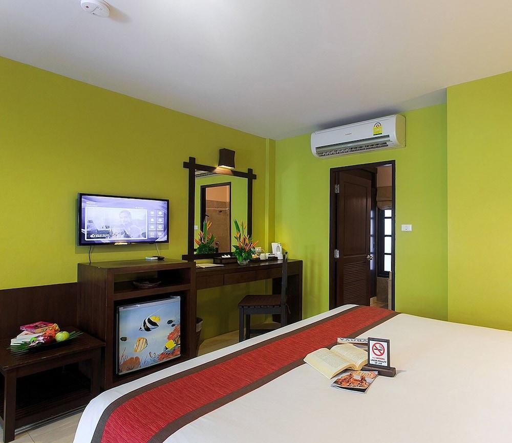 Resort Baan & - Sha Extra 3*