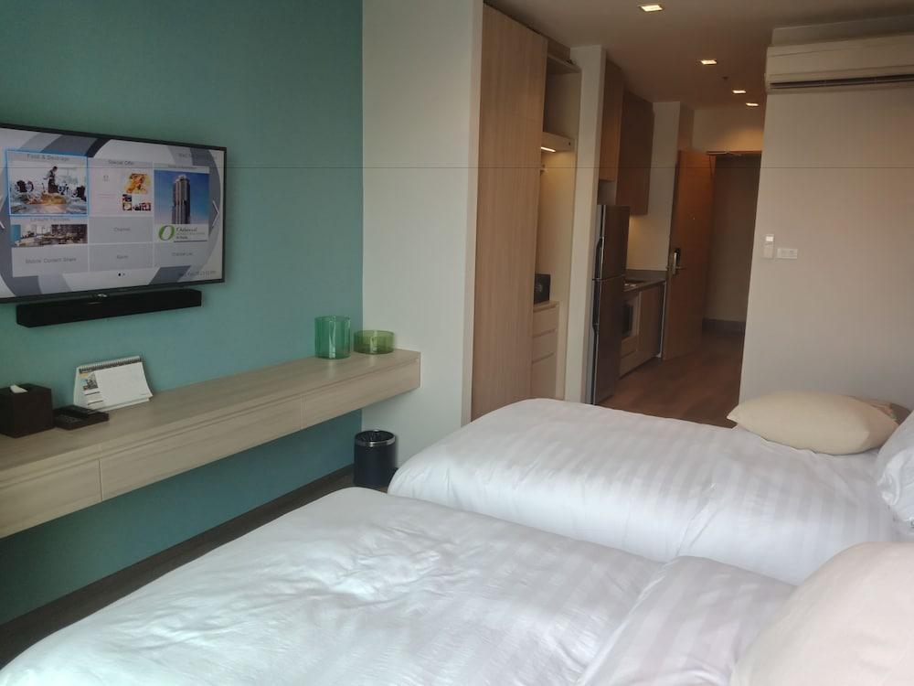 Oakwood & Sri Racha Hotel