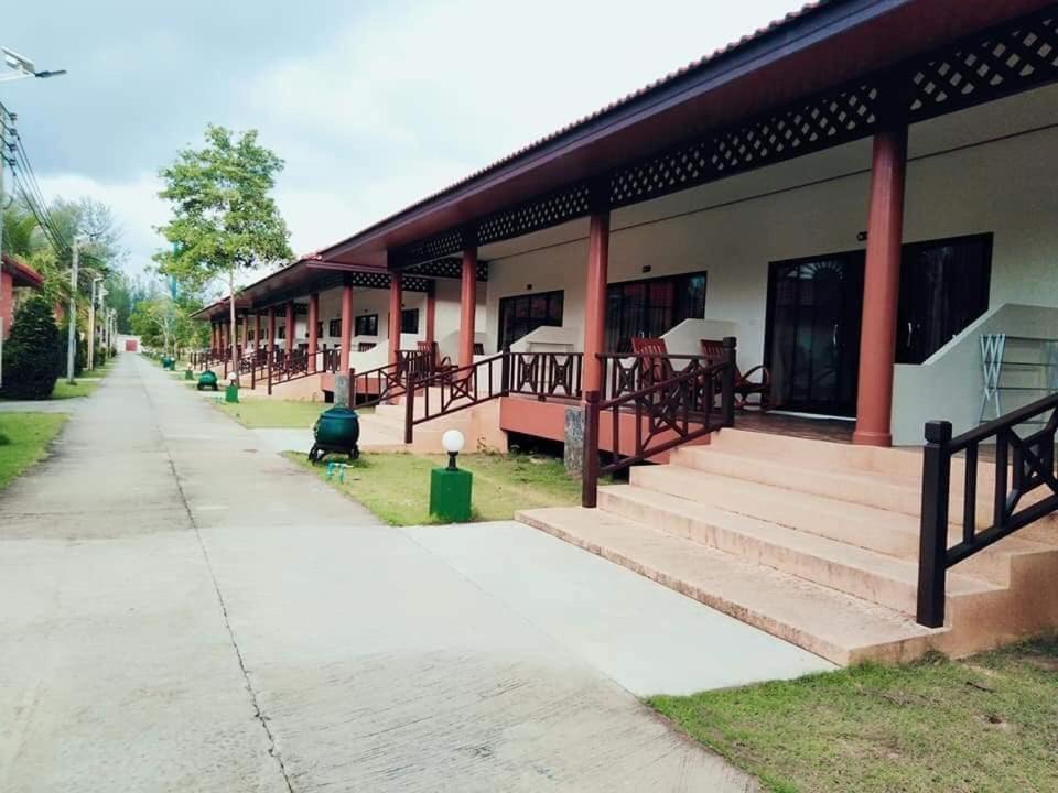 Resort The Sunset - Koh Kho Khao 4*