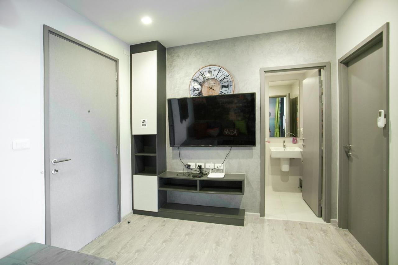 The Base Deluxe * Pattaya