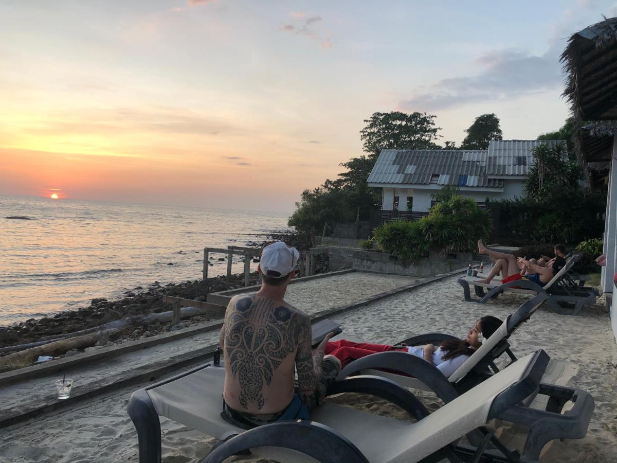 Paradise Resort