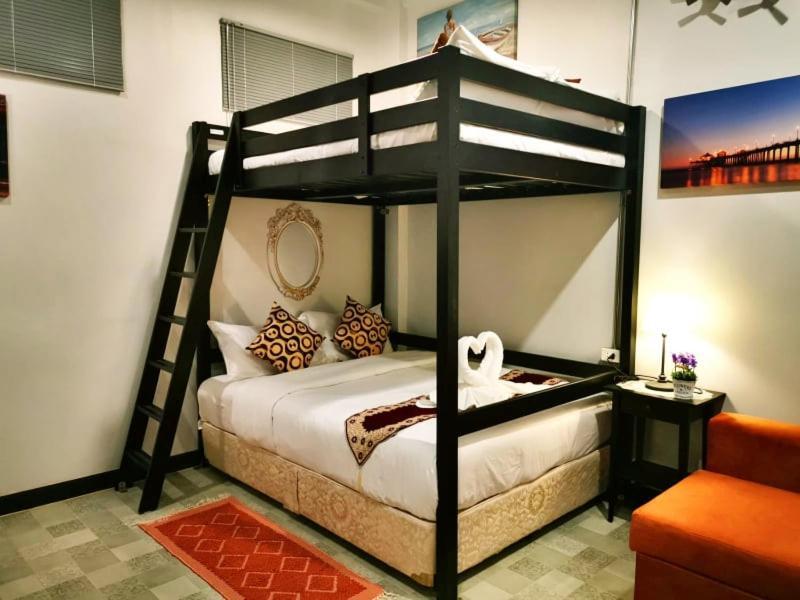 Gallery House Inn Jomtien Beach