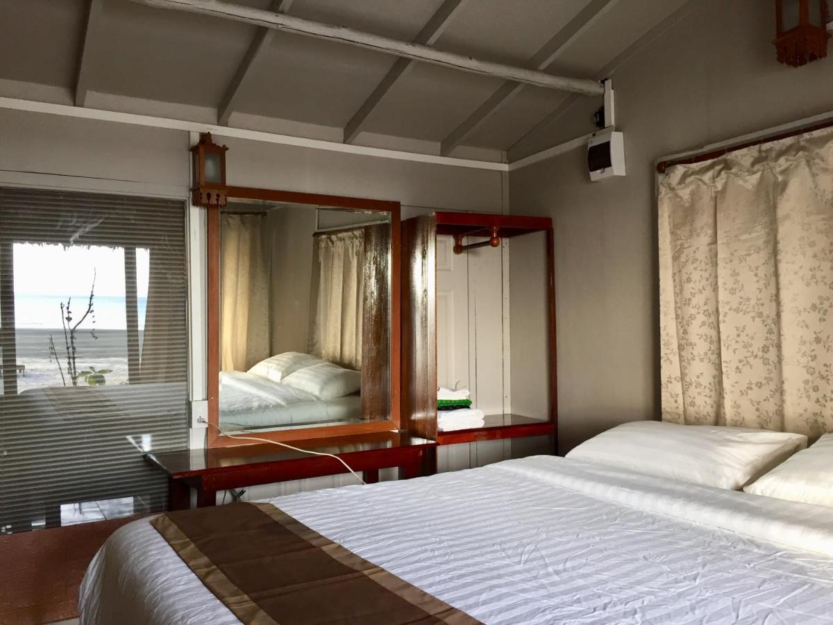Resort La Ong Lay Koh Phayam
