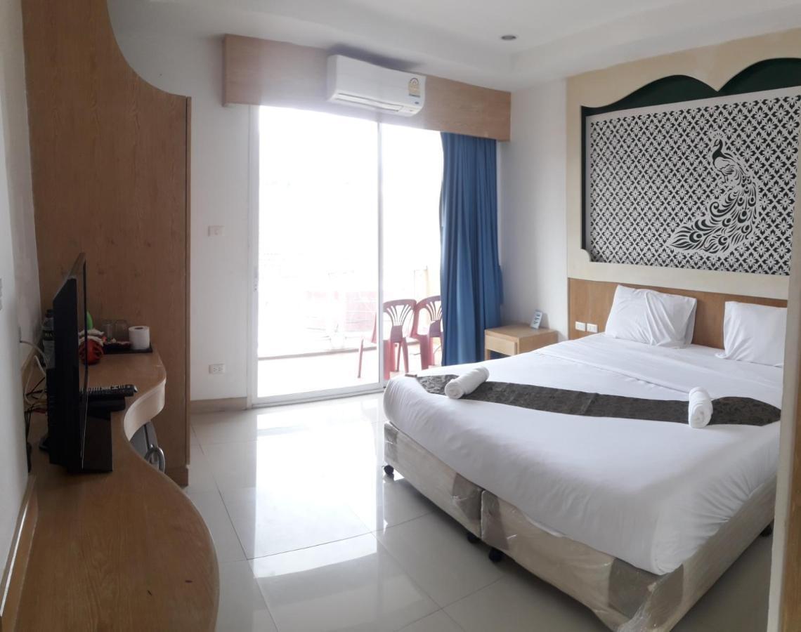 Red Sapphire Inn Patong