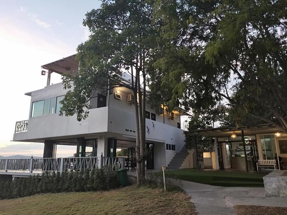 Norn Nab Dao Rimphu 3* Chiang Khan
