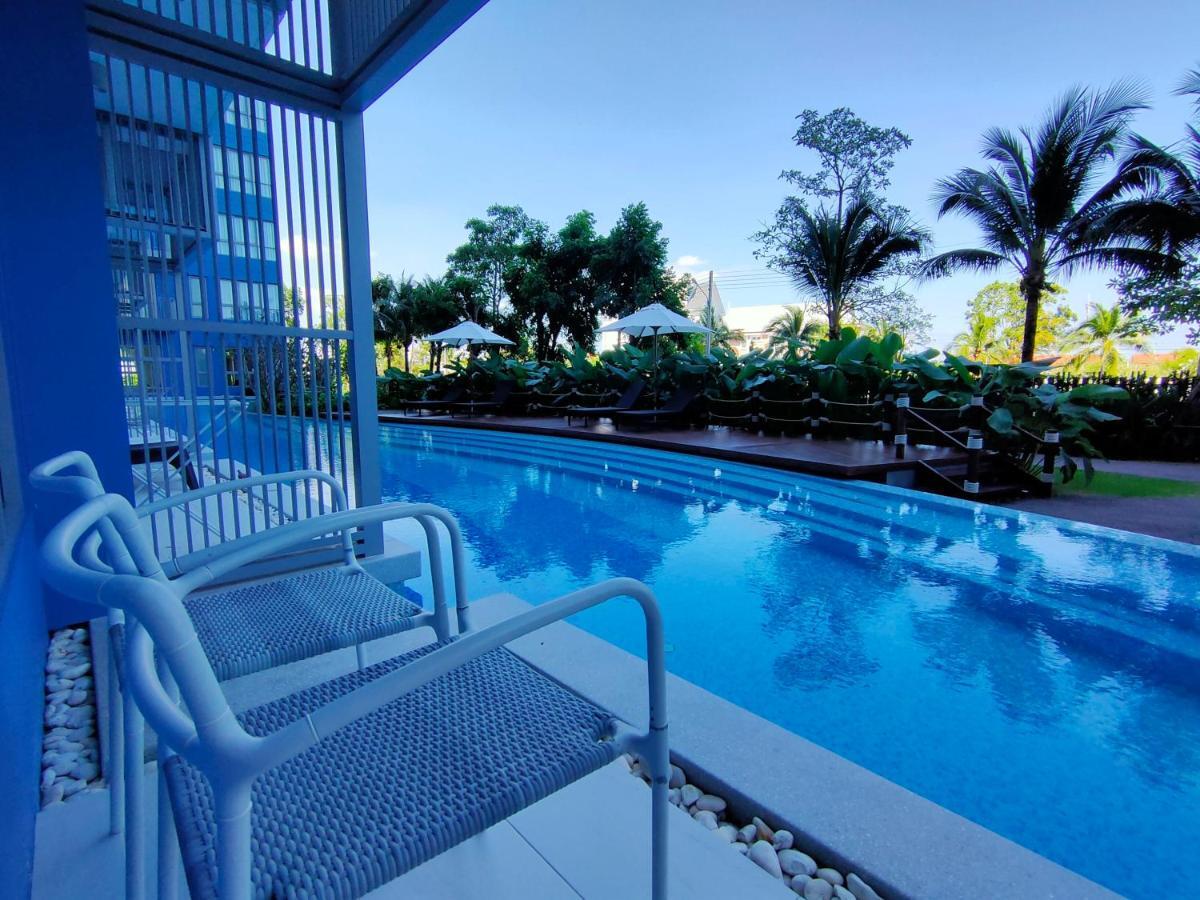 Blu-pool Access * Cha-Am