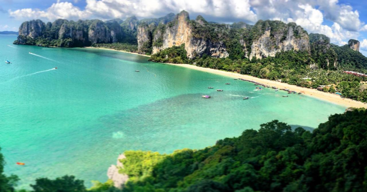 Rapala Rock Wood Resort- Sha Resort