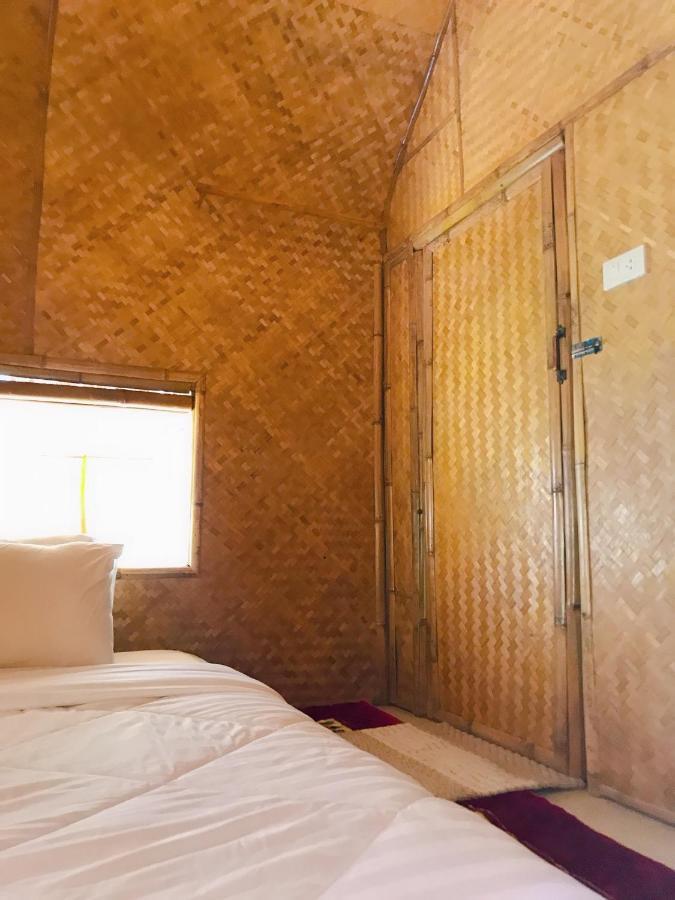 Khaolak Tusneem Guest house