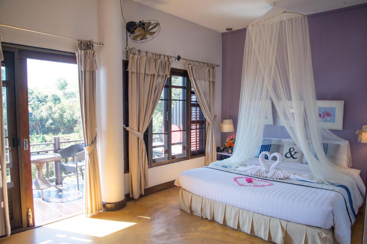 Phu Mork Dao Resort Pong Yaeng
