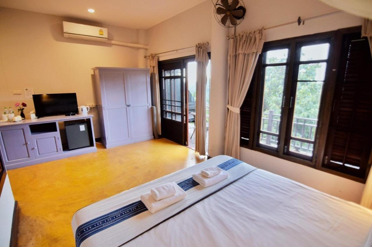 Phu Mork Dao Resort Resort