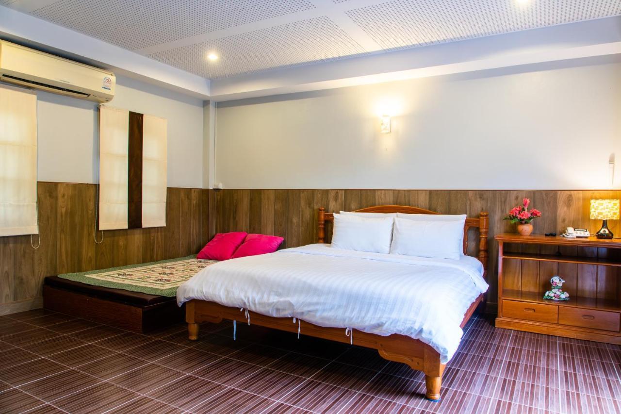Hotel Baanrimnam