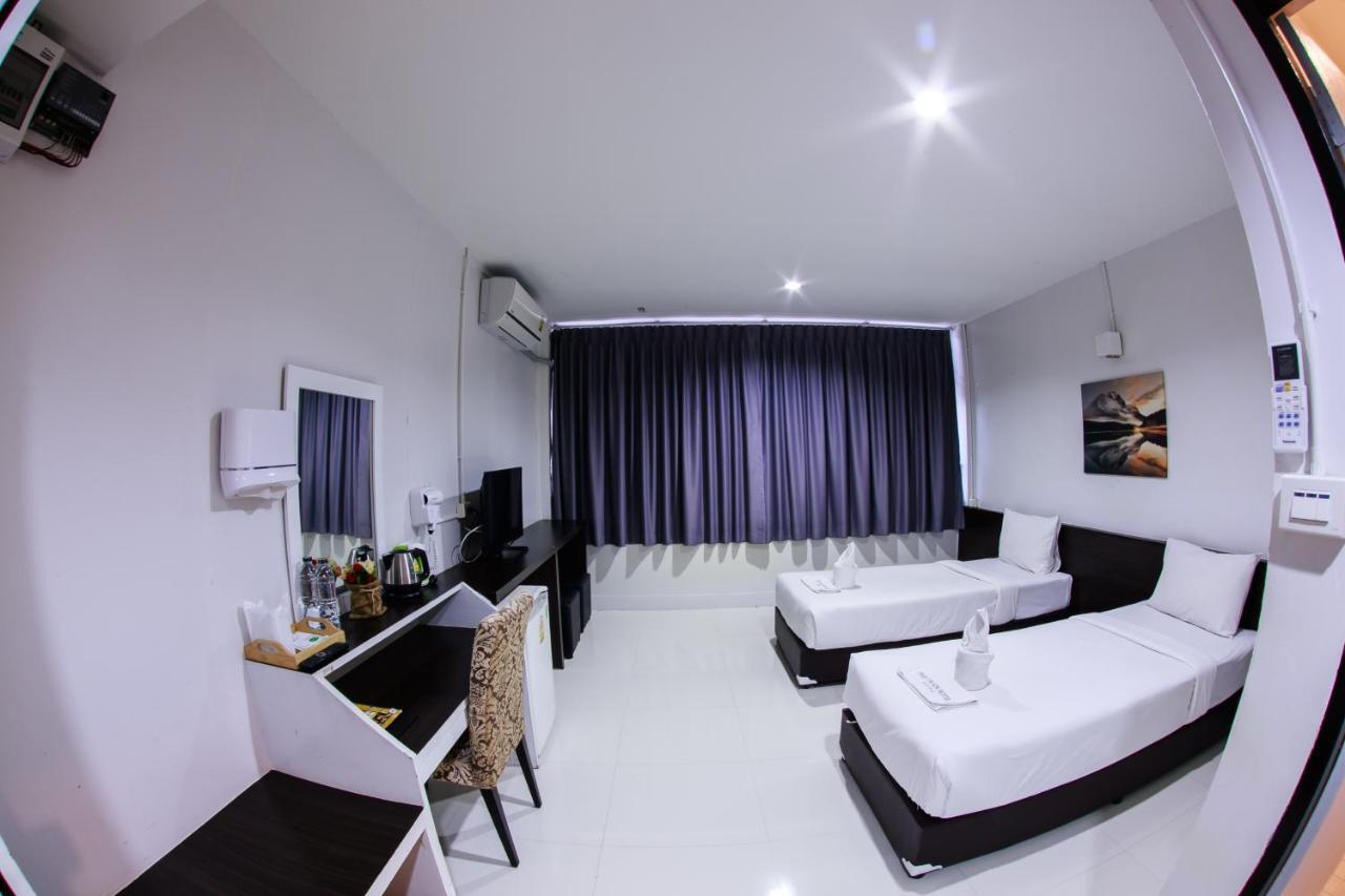 Hotel The Train Hatyai 3*