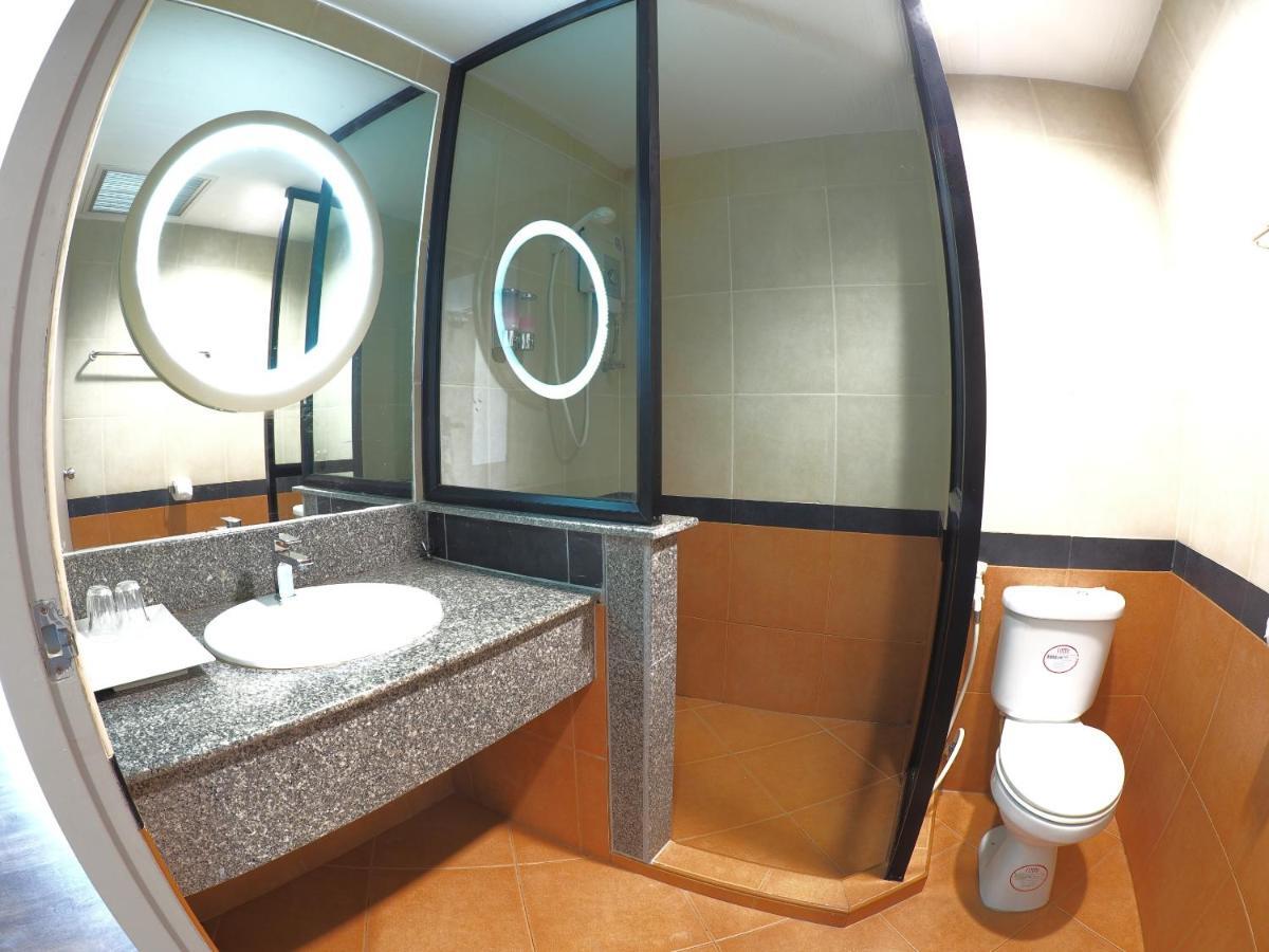 Hotel Nipa Garden 3*