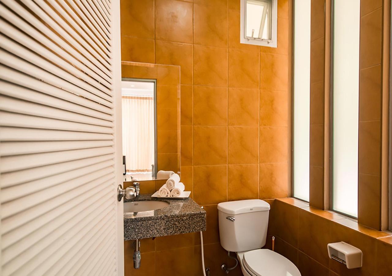 Bann Mountain View Villa *