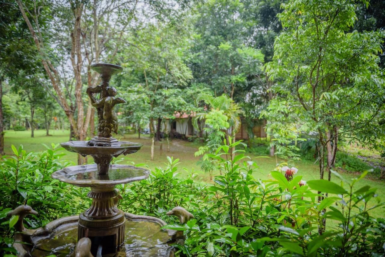 Taksina Garden Resort Wang Nam Khiao