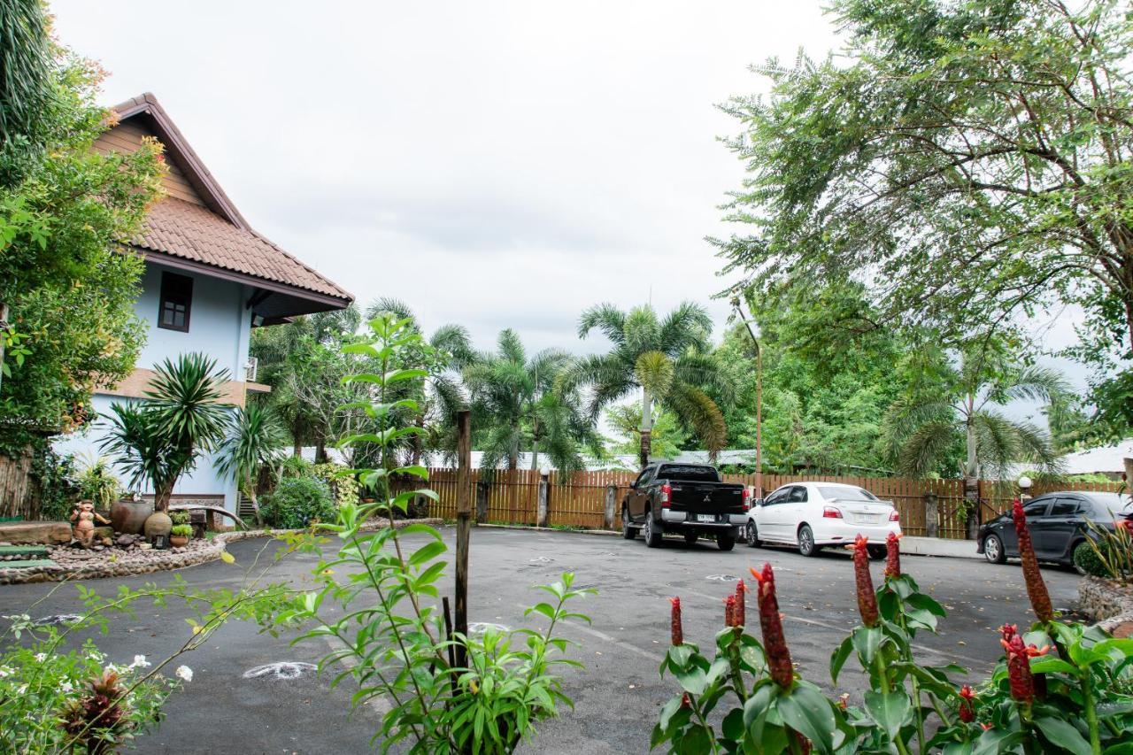 Baanrimnam Hotel 3*