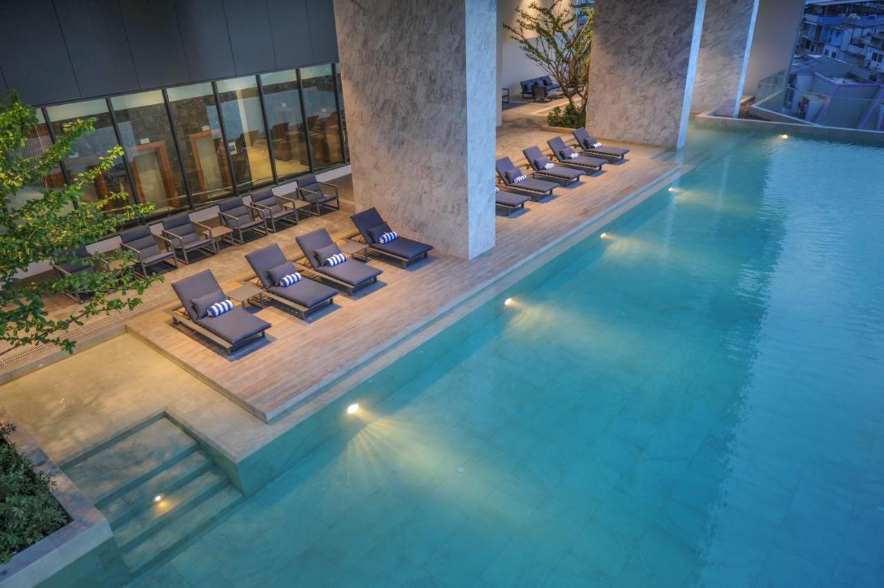 Oakwood & Sri Racha Hotel