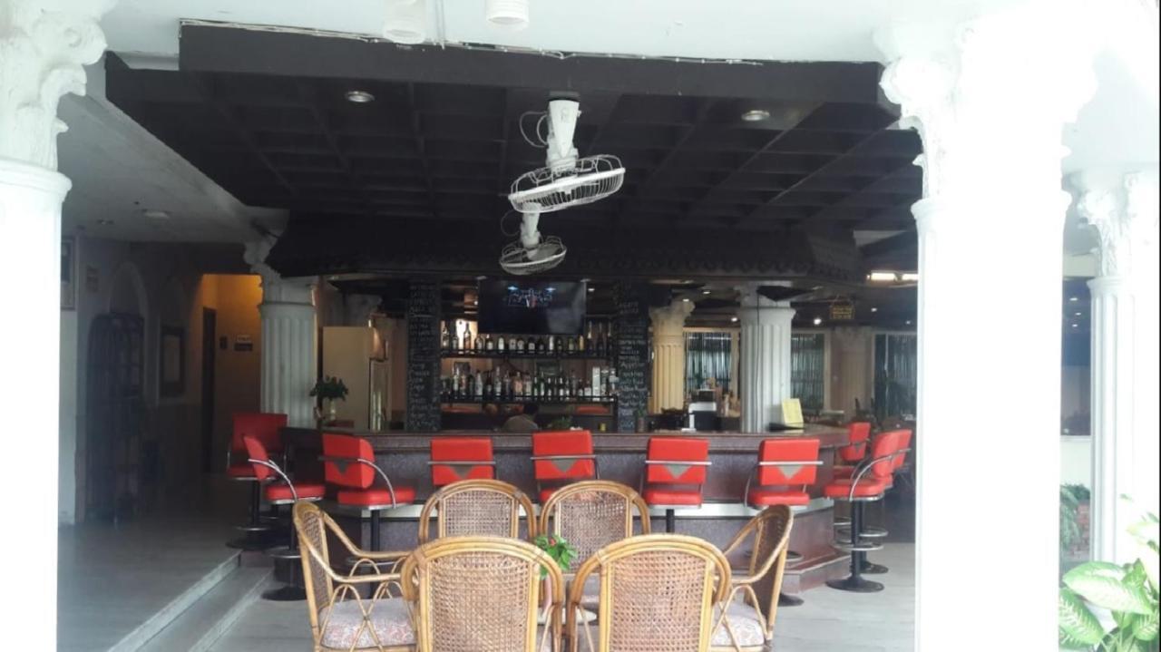 Romeo Palace