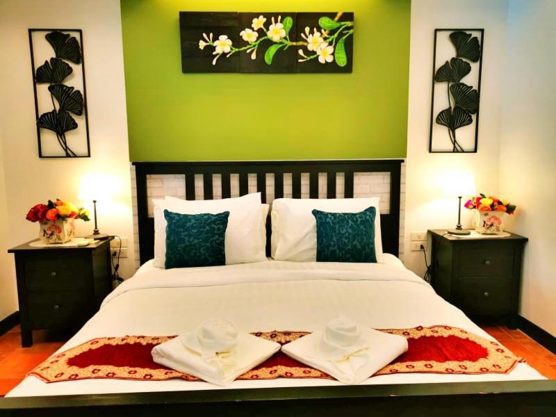 Gallery House Inn 4*