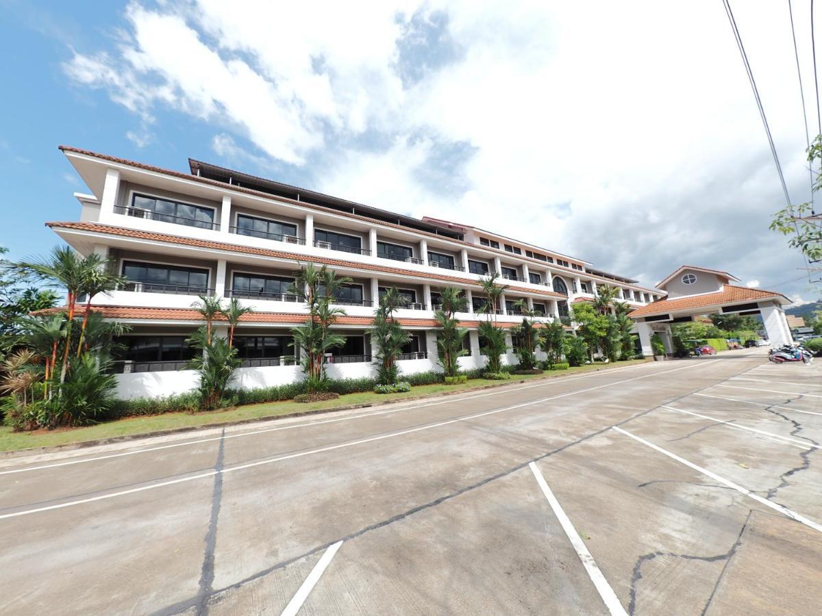 Hotel Nipa Garden