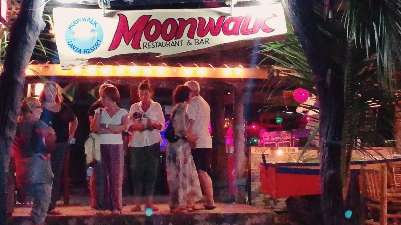 Moonwalk Lanta 3*