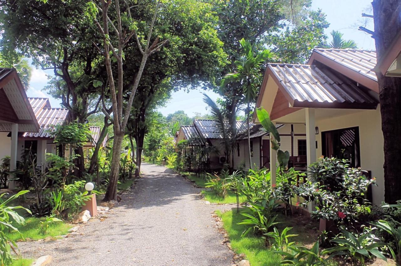 Thai House Resort