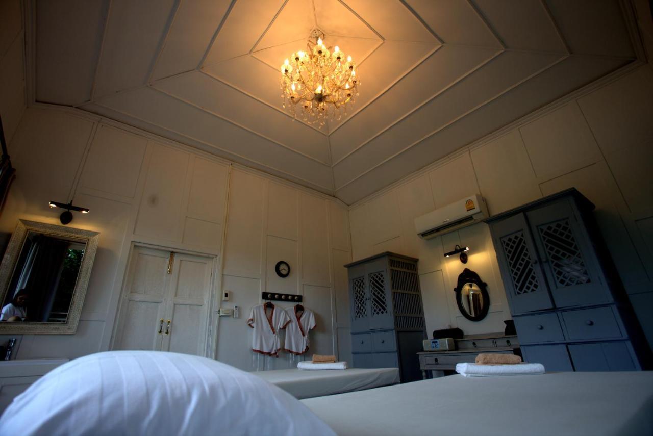 Tharaburi Resort Sukhothai