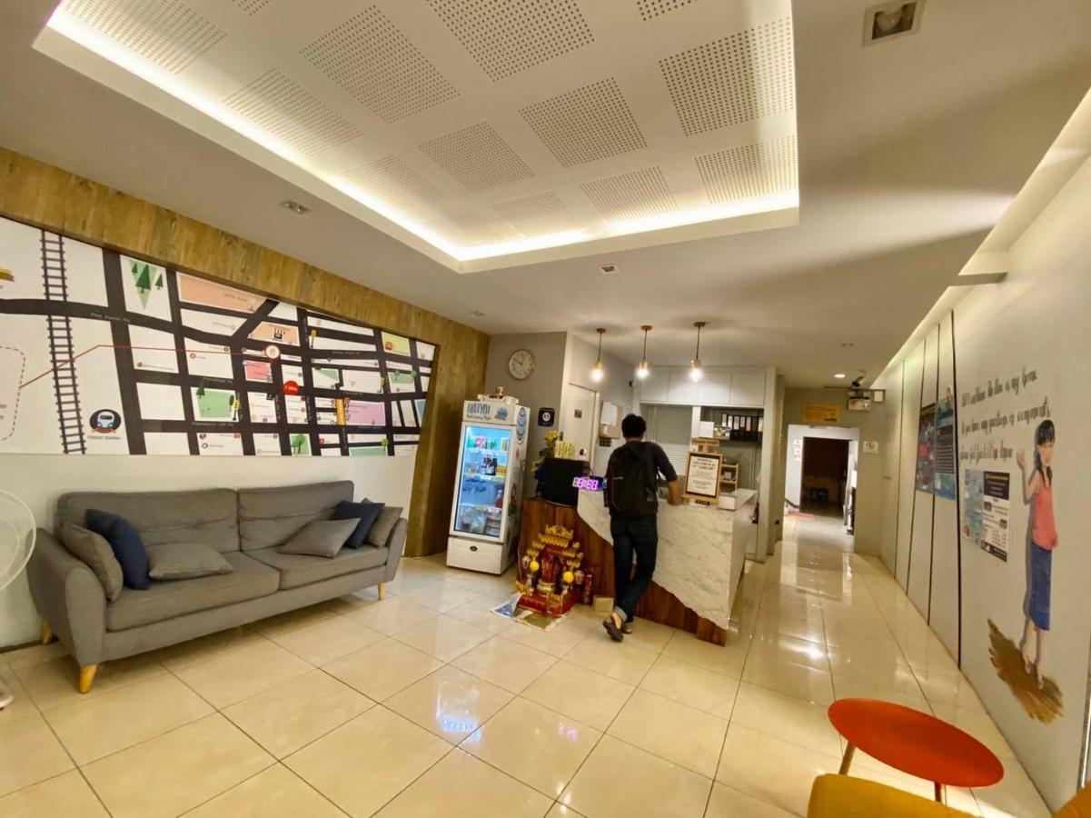 The Hive Hatyai Hostel