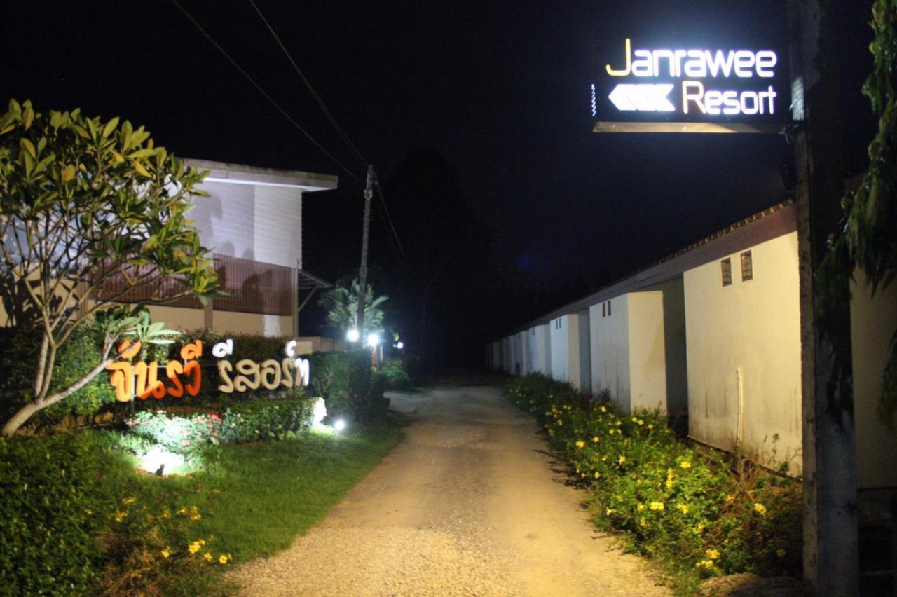 Resort Janrawee *