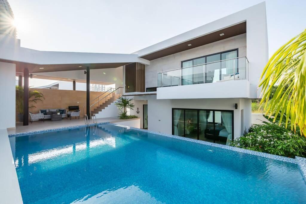 Villa Moevenpick Luxury Villa2fl-private Pool-sha Certified