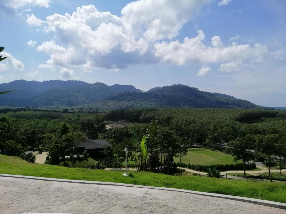 Khaolak Blue Sky